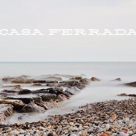 Вилла Casa Ferrada Бурриана Экстерьер фото